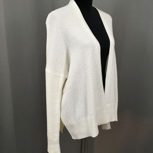 GAP | Sweaters | Gap Snowy White Open 